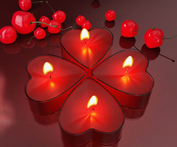 Creative Christmas scented candles